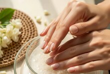 Brittle Nail Remedies: চালের জলেই কিস্তিমাত! ঠিকমতো ব্যবহার করলেই আর ভাঙবে না নখ! হবে কাচের মতো চকচকে!