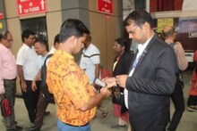 বিনা টিকিটে যাতায়াত করার বদ অভ্যাস আছে নাকি? সাবধান! যখন তখন আচমকা অভিযান চালাচ্ছে রেল!