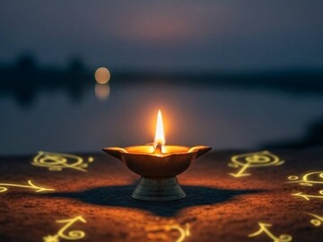 রাত পোহালেই অঘ্রাণের অমাবস্যা! মেষ, সিংহ-সহ ৫ রাশি ভাসবেন টাকার সাগরে! ফুটবে বিয়ের ফুল!