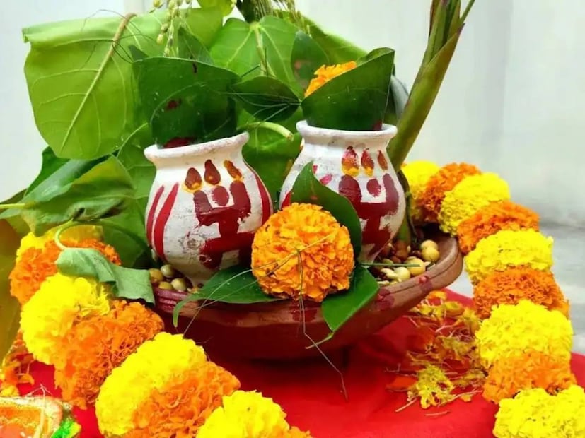 রাত পোহালে অগ্রহায়ণ মাসের রবিবার। পালিত হবে ইতুপুজোর ব্রত। জেনে নিন যাঁরা ব্রতপালন করছেন তাঁরা কী কী করবেন। ইতুপুজোর ব্রতীরা এই নিয়ম পালন করলে সংসারে দুঃখ কষ্ট থাকে না। আসে টাকার বৃষ্টি। সৌভাগ্য সমৃদ্ধিতে ভরে থাকে জীবন। বলছেন জ্যোতিষ বিশারদ নন্দকিশোর মুদগল।