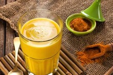 Milk & Jaggery: ১ গ্লাস দুধে গুড় আর ১ চিমটে রান্নার চেনা মশলা! বিশেষ সময়ে খেলেই লোহার মতো মজবুত হাড়! পালাবে সর্দিকাশি!