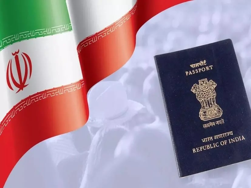 বিদেশ মন্ত্রক ভারতীয় নাগরিকদের সতর্ক থাকার জন্য একটি পরামর্শও জারি করেছে। মন্ত্রণালয় জানিয়েছে, ‘‘ইরান ভ্রমণে ইচ্ছুক সকল ভারতীয় নাগরিককে সতর্ক থাকার এবং ইরান হয়ে তৃতীয় দেশে ভিসা-মুক্ত ভ্রমণ বা পরবর্তী ট্রানজিট অফারকারী এজেন্টদের এড়িয়ে চলার জন্য দৃঢ়ভাবে পরামর্শ দেওয়া হচ্ছে।’’