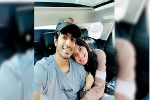 ‘ও ভীষণ কাঁদছিল’- ফের অন্য হাসপাতালে ভর্তি স্মৃতির হবু বর, পলাশের মা মুখ খুললেন