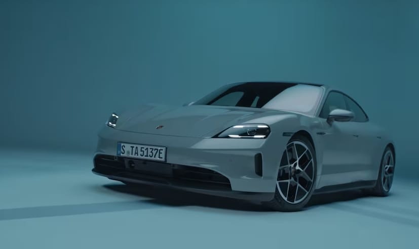 জাহাজে বেন্টলির বেশ কয়েকটি মডেলও ছিল। তালিকায় তিনটি বেন্টলি কন্টিনেন্টাল ফ্লাইং স্পার্স, ছয়টি বেন্টলি কন্টিনেন্টাল জিটি এবং ১২টি বেন্টলি কন্টিনেন্টাল জিটিসি ছিল। তাদের পাশাপাশি ১২টি বেন্টলি বেন্টেগাসও ছিল। জাহাজে ল্যাম্বরগিনির উপস্থিতি বিশেষভাবে মনোযোগ আকর্ষণ করে, কারণ এতে এর কিছু সর্বাধিক চাহিদাসম্পন্ন মডেল ছিল। পাঁচটি ল্যাম্বরগিনি হুরাকান, ছয়টি ল্যাম্বরগিনি অ্যাভেন্টাদর এবং ১০টি ল্যাম্বরগিনি উরুস এসইউভি ছিল। এর মধ্যে কয়েকটি সীমিত সংস্করণ ছিল, যার মধ্যে অ্যাভেন্টাদর আলটিমে ইউনিটও ছিল, যা পরে গ্রাহকদের অর্ডার পূরণের জন্য পুনর্নির্মাণ করা হয়েছিল। (Photo: News18)