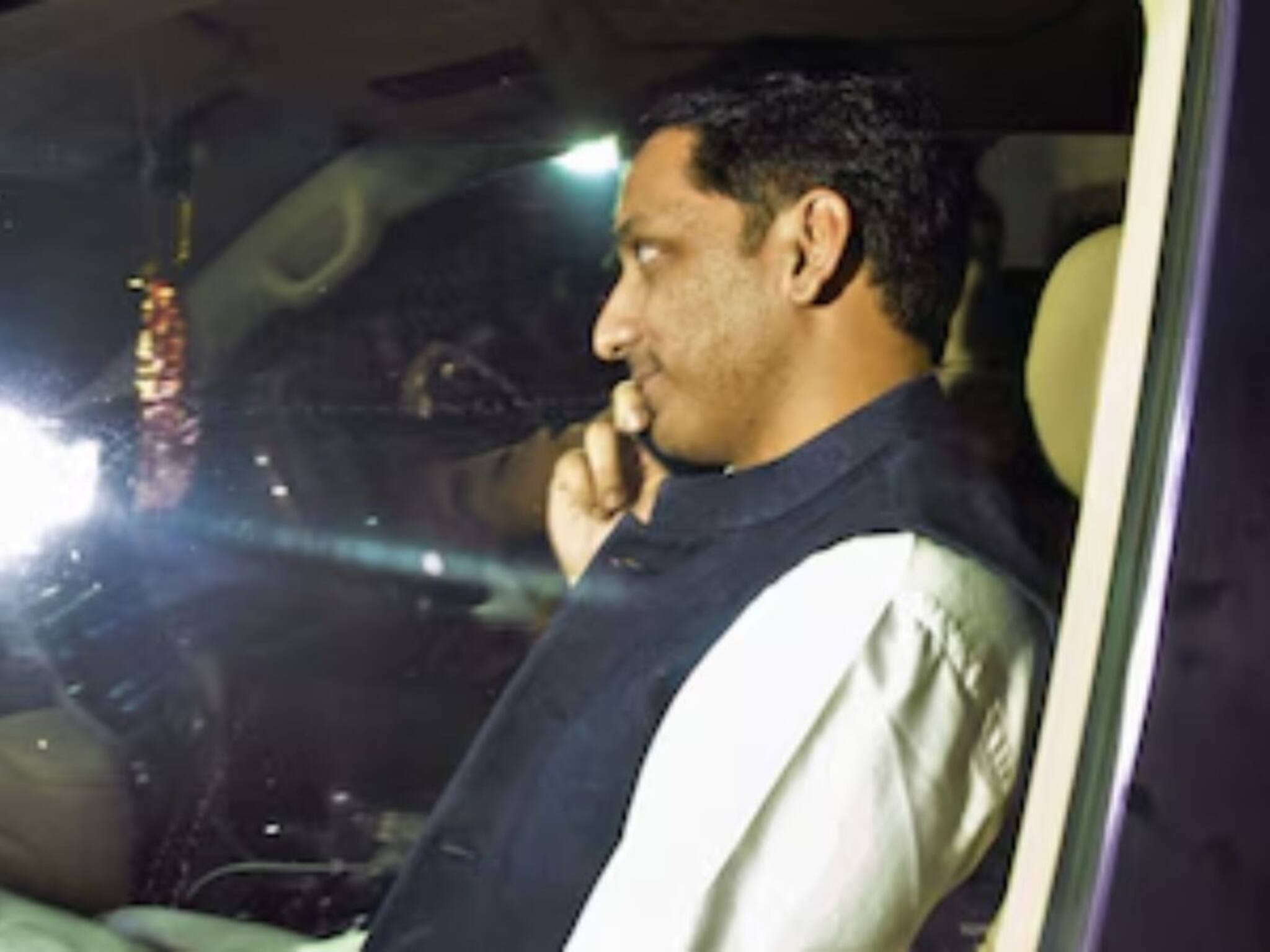 Ajit Pawar's Son: ১৮০০ কোটির জমি বিক্রি ৩০০ কোটিতে! পুণেতে অবৈধ জমি কেনার অভিযোগে বিপাকে অজিত পাওয়ারের পুত্র