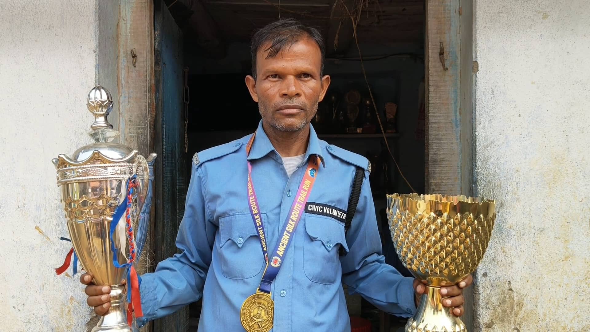 নির্মল মাহাতো