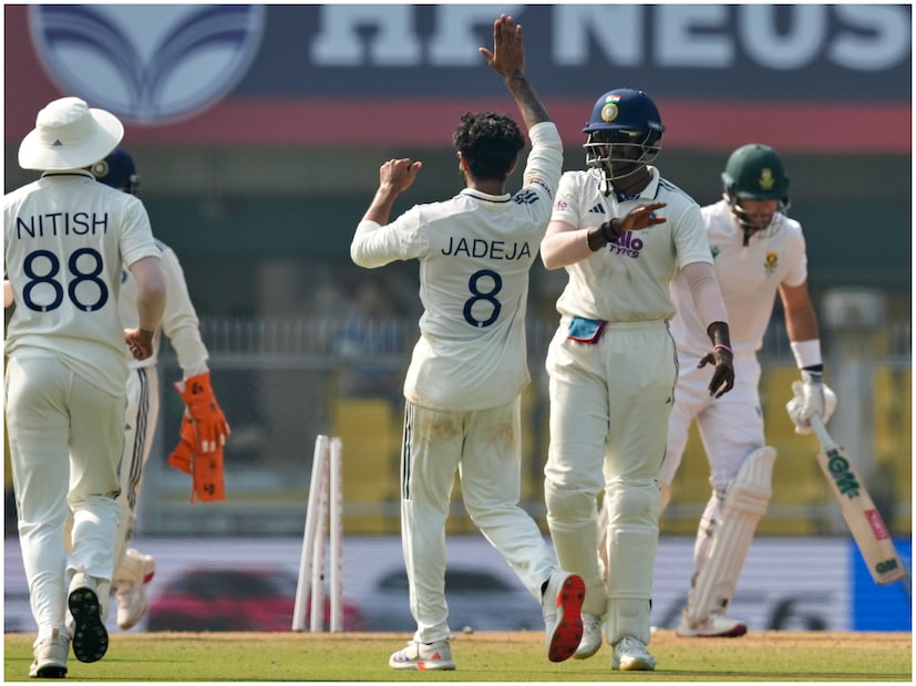 ভারত–দক্ষিণ আফ্রিকা টেস্টের সামগ্রিক পরিসংখ্যানে জাদেজার নাম উঠে এসেছে সেরা দশের মধ্যে। ডেল স্টেইন, অ্যালান ডোনাল্ড, মর্নে মর্কেল এবং কাগিসো রাবাডার মতো প্রোটিয়া কিংবদন্তিদের পাশাপাশি সেই তালিকায় জাদেজাও। ভারতীয় ও দক্ষিণ আফ্রিকান বোলারদের প্রতিদ্বন্দ্বিতা বরাবরই দারুণ উত্তেজনা সৃষ্টি করে, এবং জাদেজার সাম্প্রতিক সাফল্যকে নতুন মাত্রা দিয়েছে।