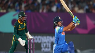 সিএবি সোনার ব্যাট-বল দিয়ে রিচা ঘোষকে দেবে সম্বর্ধনা 