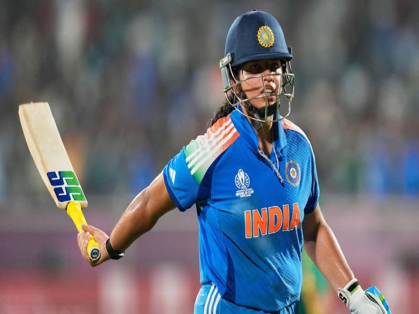 মহিলা বিশ্বকাপের ফাইনালের লড়াইয়ের আগে, হরমনপ্রীত কউর আট ইনিংসে ১১টি ছক্কা মেরে একজন ভারতীয় হিসেবে সর্বাধিক ছক্কার রেকর্ড গড়েছিলেন ২০২৫ মহিলা বিশ্বকাপে সেই রেকর্ড ভেঙে ভারতীয় হিসেবে বিশ্বকাপে সবচেয়ে বেশি ছক্কার মালকিন হলেন রিচা৷