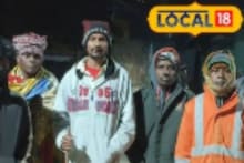 Viral Video: রাত নামলেই গ্রামজুড়ে টহল গ্রামবাসীদের, কারণ জানলে অবাক হবেন