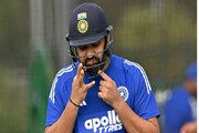 দলে জায়গা রাখতে ঝুঁকতেই হল রোহিত শর্মাকেও, কেরিয়ার বাঁচাতে ঘরোয়া ক্রিকেটে খেলতে রাজি