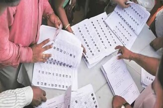 খসড়া তালিকার সঙ্গে আরও এক তালিকা প্রকাশ করবে কমিশন! সেখানেও থাকবে লম্বা নামের লিস্ট