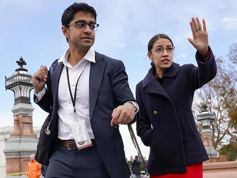 মামদানির মতোই ৩৯ বছর বয়সের সৈকত চক্রবর্তীও ডেমোক্র্যাটদের দীর্ঘস্থায়ী আদর্শকে নাড়া দিতে চাওয়া প্রগতিশীল নেতাদের নতুন প্রজন্মের একজন। মামদানির বিশাল জয়ের পর চক্রবর্তী কেন সেই জয় অনুপ্রেরণামূলক ছিল তা ব্যাখ্যা করার জন্য X সোশ্যাল মিডিয়া হ্যান্ডেলে একটি পোস্ট করেছিলেন। জোহরান প্রমাণ করেছেন যে তারা আপনার দিকে কত টাকা ছুঁড়ে মারে তাতে কিছু যায় আসে না। যদি আপনি প্রকৃত পরিবর্তনের পক্ষে দাঁড়ান, তাহলে সংগঠিত লোকেরা সংগঠিত অর্থকে হারিয়ে দেয়,