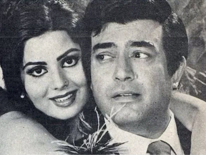 হিন্দি সিনেমার স্বর্ণযুগ তখন, সঞ্জীব কুমারের প্রতিভার কাছাকাছি খুব কম অভিনেতারই পৌঁছানোরই কথা ছিল। পর্দায় যে মানুষ ছিলেন অতীব মনোমুগ্ধকর, তিনিই কিন্তু একেবারে একা বাস করতেন। দর্শকরা দেখেছিলেন শুধু তাঁর প্রতিভা, আর এক নায়িকা চিনেছিলেন তাঁর ব্যক্তিত্বকে। এই নায়িকা সঞ্জীব কুমারের নীরবতারও অর্থ বুঝতেন এবং নীরবে তাঁর প্রেমে জীবন কাটিয়ে যান। হিন্দি সিনেমার স্বর্ণযুগ তখন, সঞ্জীব কুমারের প্রতিভার কাছাকাছি খুব কম অভিনেতারই পৌঁছানোরই কথা ছিল। পর্দায় যে মানুষ ছিলেন অতীব মনোমুগ্ধকর, তিনিই কিন্তু একেবারে একা বাস করতেন। দর্শকরা দেখেছিলেন শুধু তাঁর প্রতিভা, আর এক নায়িকা চিনেছিলেন তাঁর ব্যক্তিত্বকে। এই নায়িকা সঞ্জীব কুমারের নীরবতারও অর্থ বুঝতেন এবং নীরবে তাঁর প্রেমে জীবন কাটিয়ে যান।