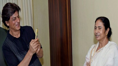 শাহরুখ ও মমতা (ফাইল ছবি) শাহরুখ ও মমতা (ফাইল ছবি)