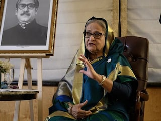 কী বললেন হাসিনা? কী বললেন হাসিনা?