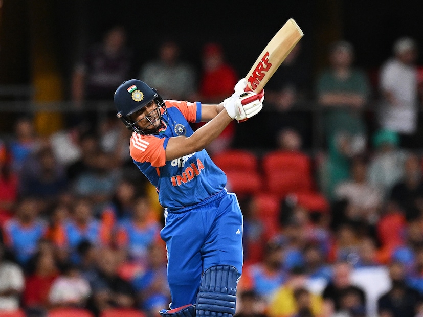 টি-২০ সিরিজের পাঁচটি ম্যাচ নাগপুর, রায়পুর, গুয়াহাটি, বিশাখাপত্তনম ও তিরুবনন্তপুরমে অনুষ্ঠিত হবে ২১, ২৩, ২৬, ২৮ এবং ৩১ জানুয়ারি। গিল অনুপস্থিত থাকায় পুরো সিরিজেই তার বদলে নতুন ওপেনিং জুটি দেখা যেতে পারে বলে ধারণা করা হচ্ছে। ভারতীয় টি-২০ দলের নেতৃত্বেও তাঁর অনুপস্থিতি প্রভাব ফেলতে পারে।