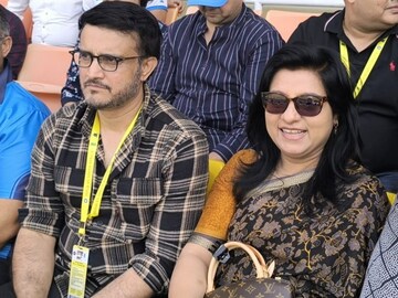 ডোনাকে নিয়ে ইডেনে খেলা দেখলেন সৌরভ, বুমরাহকে নিয়ে করলেন বড় মন্তব্য