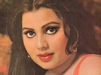 একজনকেই বিয়ের প্রস্তাব, ‘না’ বলায় ‘প্রেম যোগিনী’ হয়েই কাটে,মৃত্যুর কারণও সেই হৃদয় থেকে