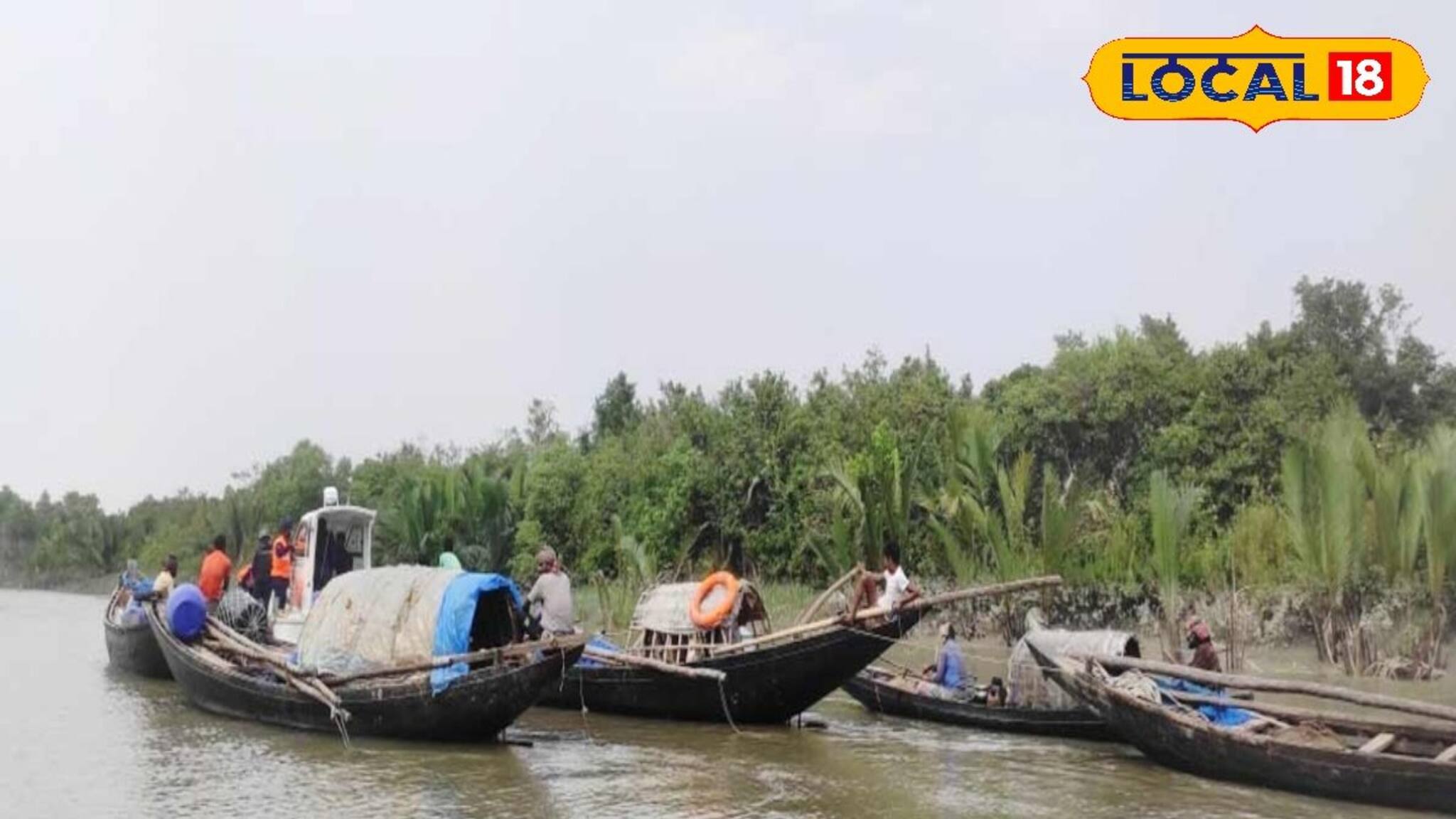 সুন্দরবনে মৎস্যজীবীদের ইঞ্জিন বোটে নদীতে মাছ-কাঁকড়া ধরায় নিষেধাজ্ঞা! পর্যটকদের ছাড়পত্র