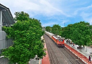 * রেল যাত্রীদের জন্য সুখবর * রেল যাত্রীদের জন্য সুখবর