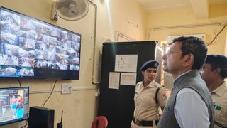 * নিরাপত্তার হাল কেমন? খতিয়ে দেখলেন DRM মালদা