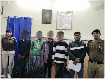 * অপারেশন নান্নে ফারিস্তে, কামাল করল আসানসোলে * অপারেশন নান্নে ফারিস্তে, কামাল করল আসানসোলে