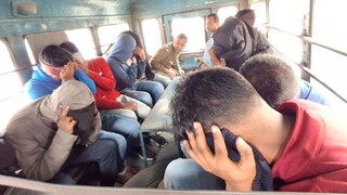 জঙ্গলের মাঝে তাঁবু খাটিয়ে চলছিল পুলিশ পরীক্ষার প্রশ্নপত্র বিক্রি!গ্রেফতার দশ জঙ্গলের মাঝে তাঁবু খাটিয়ে চলছিল পুলিশ পরীক্ষার প্রশ্নপত্র বিক্রি!গ্রেফতার দশ