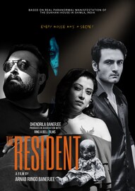 সত্যি ভূতের গল্প ! ফার্স্ট লুকেই আতঙ্ক জাগাল ‘দ্য রেসিডেন্ট’, চলবে একাধিক ভূতের বাড়ির সফর