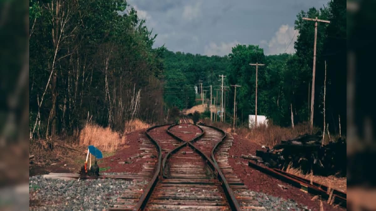 Mirzapur Train Accident: ফের ট্রেন অ্যাক্সিডেন্ট, দেব দীপাবলীর সকালেই গঙ্গাস্নানে যাওয়া পুণ্যার্থীদের পিষে দিল অন্যদিক থেকে আসা ট্রেন Mirzapur Train Accident: ফের ট্রেন অ্যাক্সিডেন্ট, দেব দীপাবলীর সকালেই গঙ্গাস্নানে যাওয়া পুণ্যার্থীদের পিষে দিল অন্যদিক থেকে আসা ট্রেন
