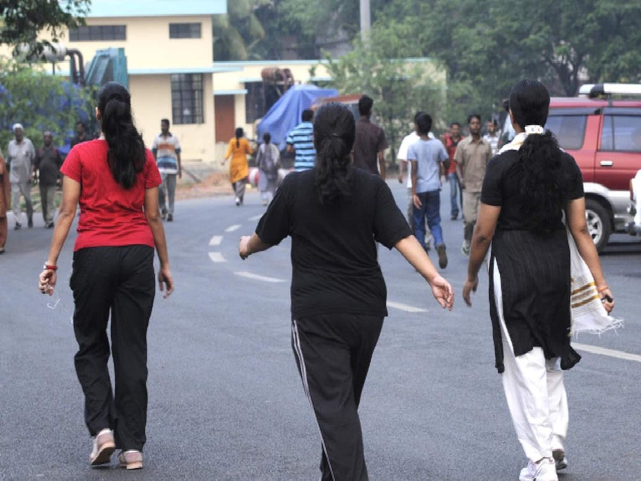 Japanese Walking: 'জাপানি' নিয়মে রোজ হাঁটলে শরীর থাকবে সতেজ, হৃদরোগের সম্ভাবনাও কমবে! কী ভাবে হাঁটবেন? জানাচ্ছেন বিশেষজ্ঞেরা