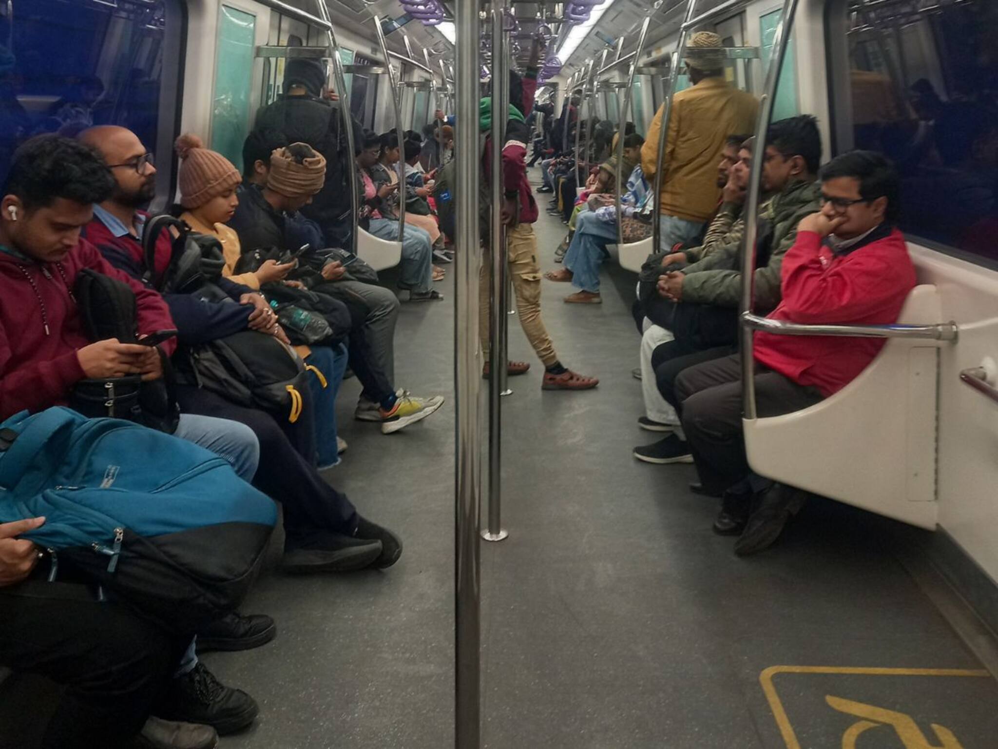 Kolkata Metro: মেট্রোযাত্রীদের জন‍্য বড় সুখবর! হলুদ লাইনে আরও বাড়বে পরিষেবা