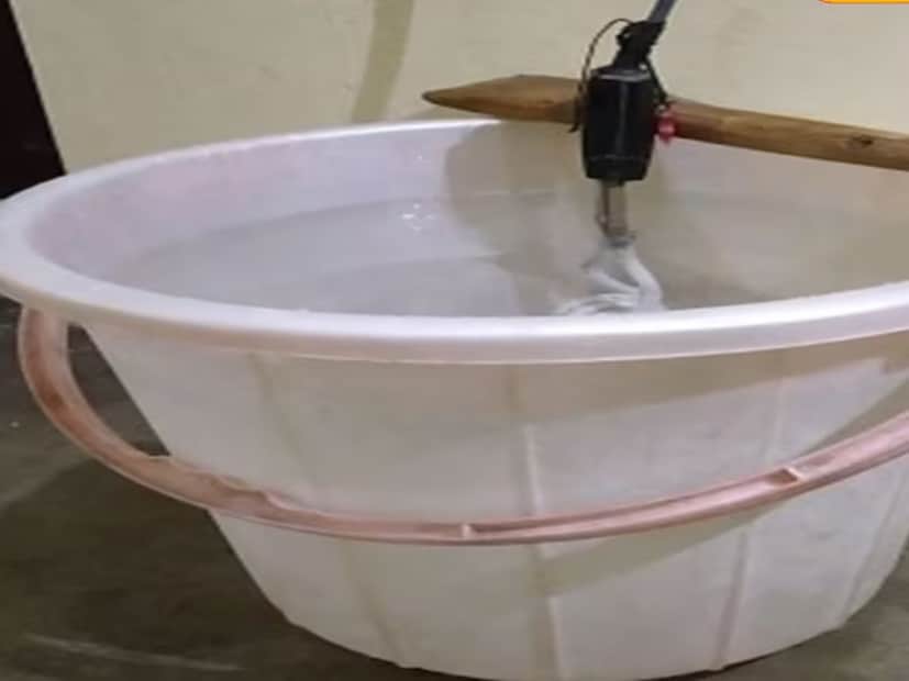 এই আস্তরণের ফলে জল গরম হতে দেরি হয়৷ এই স্তর রডের তাপকে জলে পৌঁছাতে বাধা দেয়। ফলে জল গরম করতে বেশি সময় লাগে এবং বিদ্যুতের খরচ বাড়ে, তাই সাদা স্তর সরানো খুব জরুরি হয়।