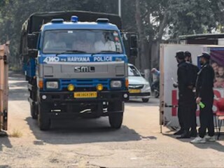 দিল্লি বিস্ফোরণে যুক্ত ৩ চিকিৎসকের সঙ্গেই জড়িয়ে নাম! এবার ইডির নজরে আল ফালাহ্ বিশ্ববিদ্যালয়, স্বীকৃতি ছিল না ন্যাকেরও?