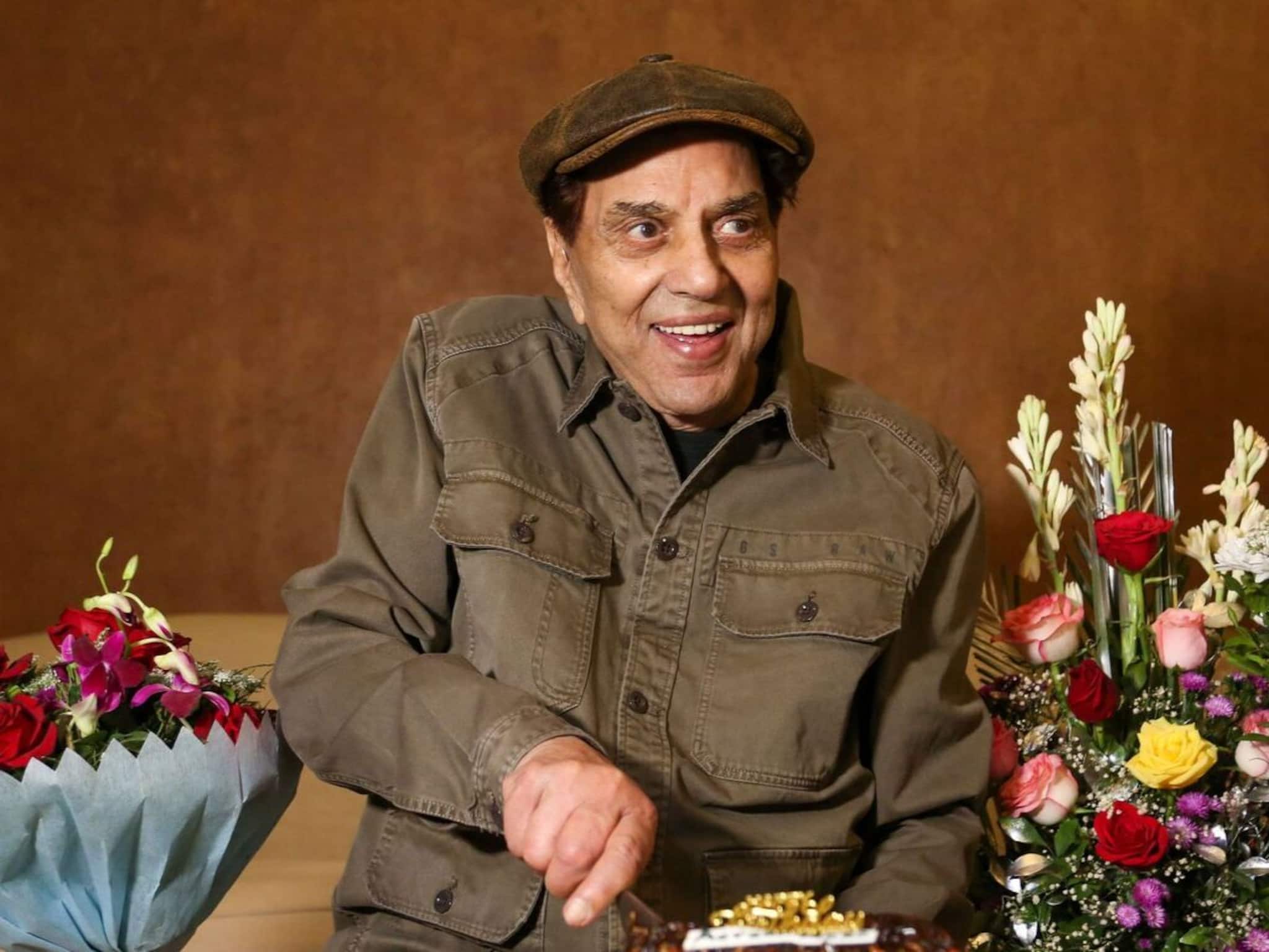 Dharmendra: ধর্মেন্দ্র ICU-তে থাকাকালীন গোপনে অসুস্থ অভিনেতার ভিডিও তোলার অভিযোগ! গ্রেফতার হাসপাতাল কর্মী