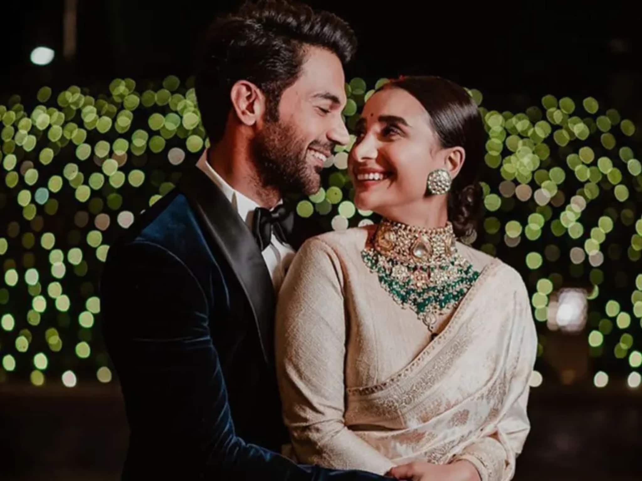 Rajkummar Rao: 'আমার দুই ডার্লিং অপেক্ষা করছে', বাবা রাজকুমার রাওয়ের বক্তব্য অনুষ্ঠান মঞ্চে ভাইরাল