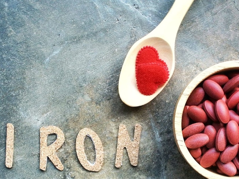 ডাক্তার বার্গ জানালেন, যাদের শরীরে আয়রনের ঘাটতি (Iron Deficiency) থাকে, গলব্লাডারের সমস্যা থাকে, লিভারের সমস্যা থাকে বা যারা IBS, খারাপ হজমে ভোগেন, তাদের মধ্যে ভিটামিন এ এর ঘাটতি বেশি দেখা যায়। 