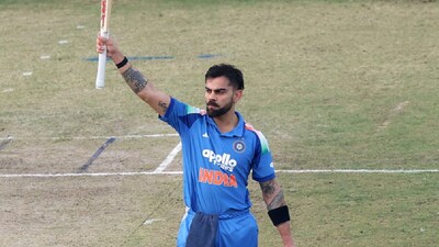 विराट कोहली की अनोखी ट्रॉफी परंपरा: क्यों वह अपने पुरस्कार घर पर नहीं रखते!