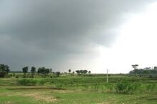 Weather Alert: নিম্নচাপ ফের তৈরি হচ্ছে বঙ্গোপসাগরে, শীত আটকে গেছে ফাঁসে, রইল লেটেস্ট ওয়েদার আপডেট