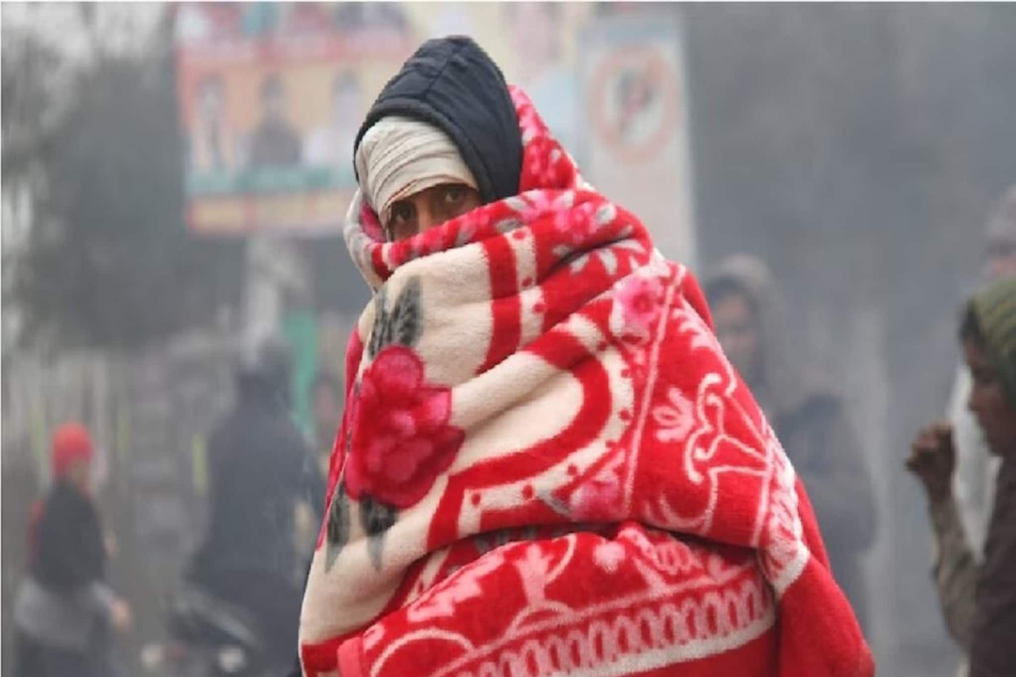 পশ্চিমী ঝঞ্ঝার কাঁটা, আবহাওয়ার বিরাট ভোলবদল...! পৌষেই কি হাড়কাঁপানো ঠান্ডা? পশ্চিমী ঝঞ্ঝার কাঁটা, আবহাওয়ার বিরাট ভোলবদল...! পৌষেই কি হাড়কাঁপানো ঠান্ডা?