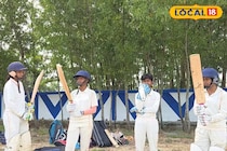 লক্ষ্য টিম ইন্ডিয়া! খেলনা ছেড়ে ব্যাট হাতে জঙ্গলমহলের মেয়েরা