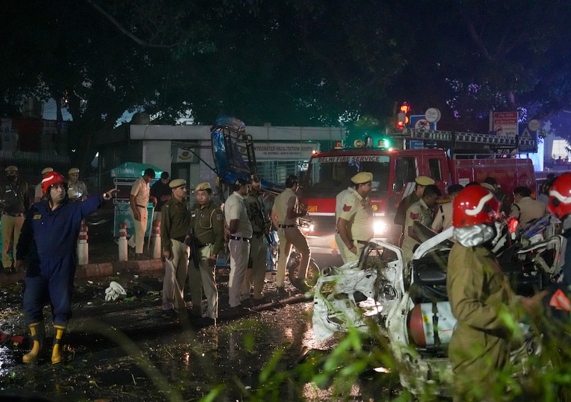 বিশেষ করে সতর্কতা জারি মুম্বই, লখনউ, হায়দরাবাদ এবং কেরলে। (ছবি সৌজন্যে PTI)