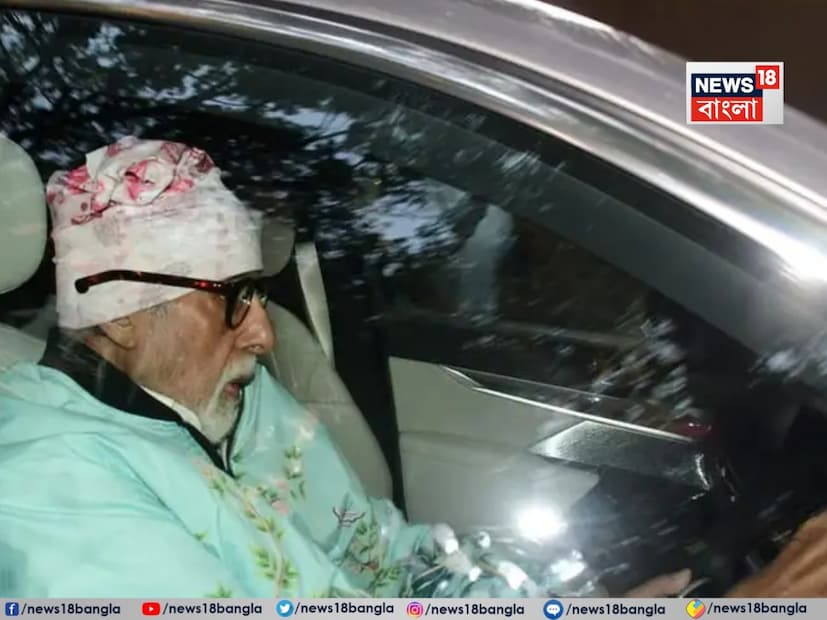 সময় গড়ালেও ‘জয়-বীরু’র বন্ধুত্বের সমীকরণ বদলায়নি। এই ছবিই যেন তার প্রমাণ।