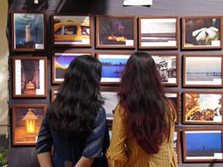 সেন্ট জেভিয়ার্স ইউনিভার্সিটির এক্সপোজার এক ফ্রেমে মিলিয়ে দিল ছবি আর কবিতা সেন্ট জেভিয়ার্স ইউনিভার্সিটির এক্সপোজার এক ফ্রেমে মিলিয়ে দিল ছবি আর কবিতা