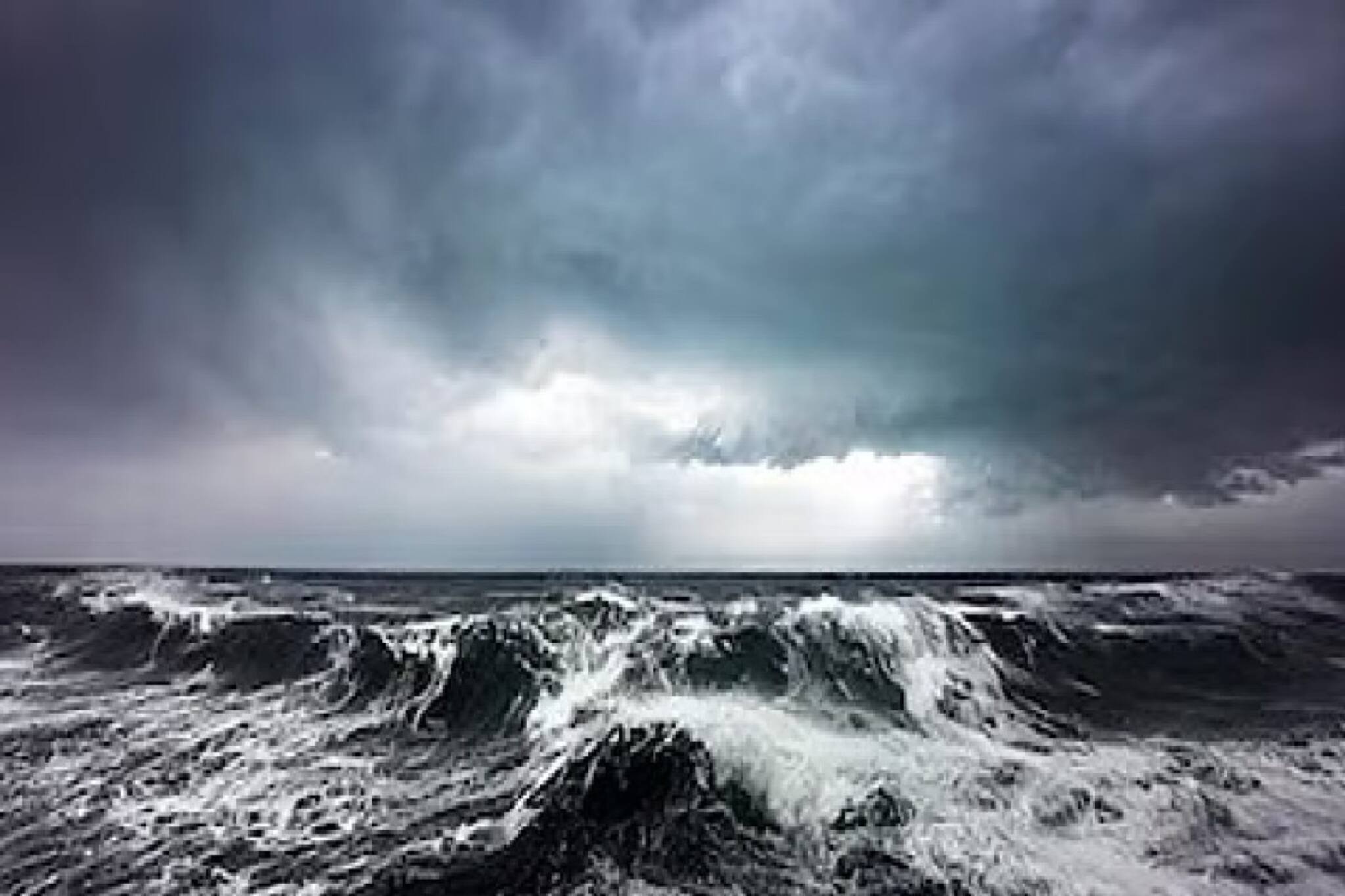 রবিবারই আছড়ে পড়তে পারে ঘূর্ণিঝড় দিতওয়া! উপকূলের দিকে দ্রুত এগিয়ে আসছে, বাতিল ৪৭টি ফ্লাইট