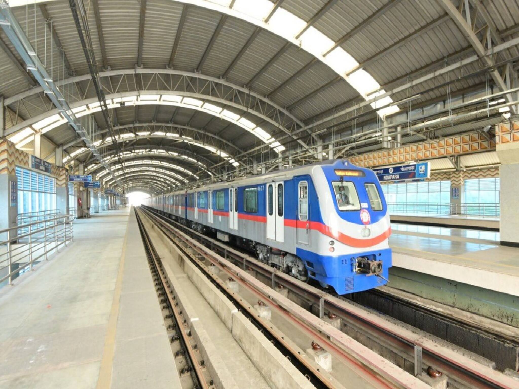 Kolkata Metro: মঙ্গলবারও ব্লু লাইন মেট্রোয় সমস্যা, নোয়াপাড়া-বরাহনগর একাধিক জায়গায় সিগনালিং তার ছেঁড়া