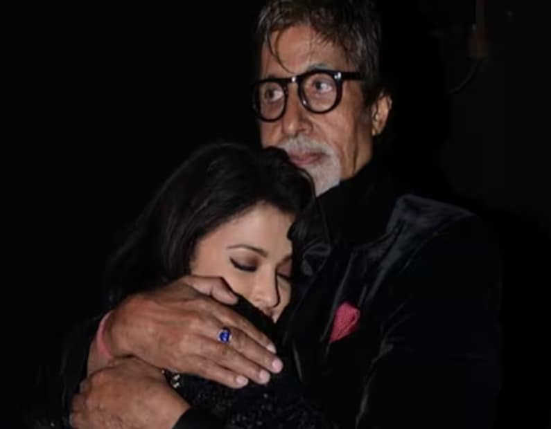 আরাধ্যার জন্মের অনেক আগেই, অমিতাভ দেখিয়ে দিয়েছিলেন যে তিনি তাঁর পরিবারের মহিলাদের প্রতি কতটা শ্রদ্ধাশীল। ২০১০ সালে, যখন মুম্বইয়ের একটি ট্যাবলয়েড ঐশ্বর্যের গর্ভধারণ সম্ভব না হওয়ার দাবি করে একটি মিথ্যা প্রতিবেদন প্রকাশ করেন, তখন তিনি এই প্রতিবেদনের বিরুদ্ধে একটি শক্তিশালী ব্লগ পোস্ট লিখেছিলেন। 