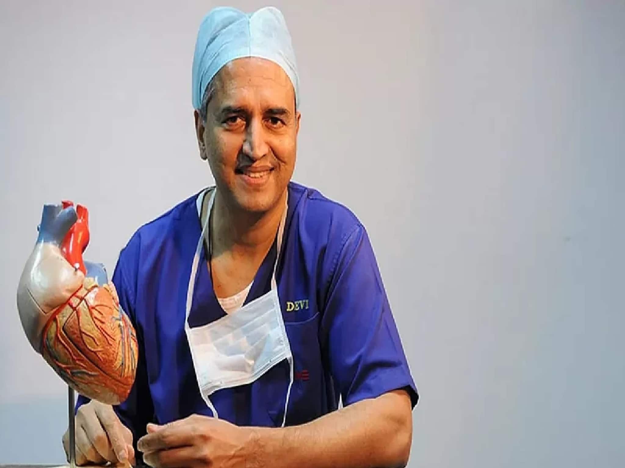 Heart Health: যত দিন যাচ্ছে, পাল্লা দিয়ে বাড়ছে হার্টের অসুখ! হৃদরোগ ঠেকাতে চিকিৎসক দেবী শেঠির জরুরি পরামর্শ জানুন