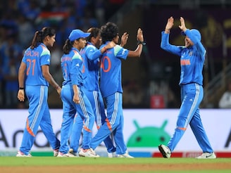 ‘এভাবেও ফিরে আসা যায়’, বিশ্ব চ্যাম্পিয়ন ভারত, চার দশকের অপেক্ষা শেষ করল হরমনপ্রীতরা