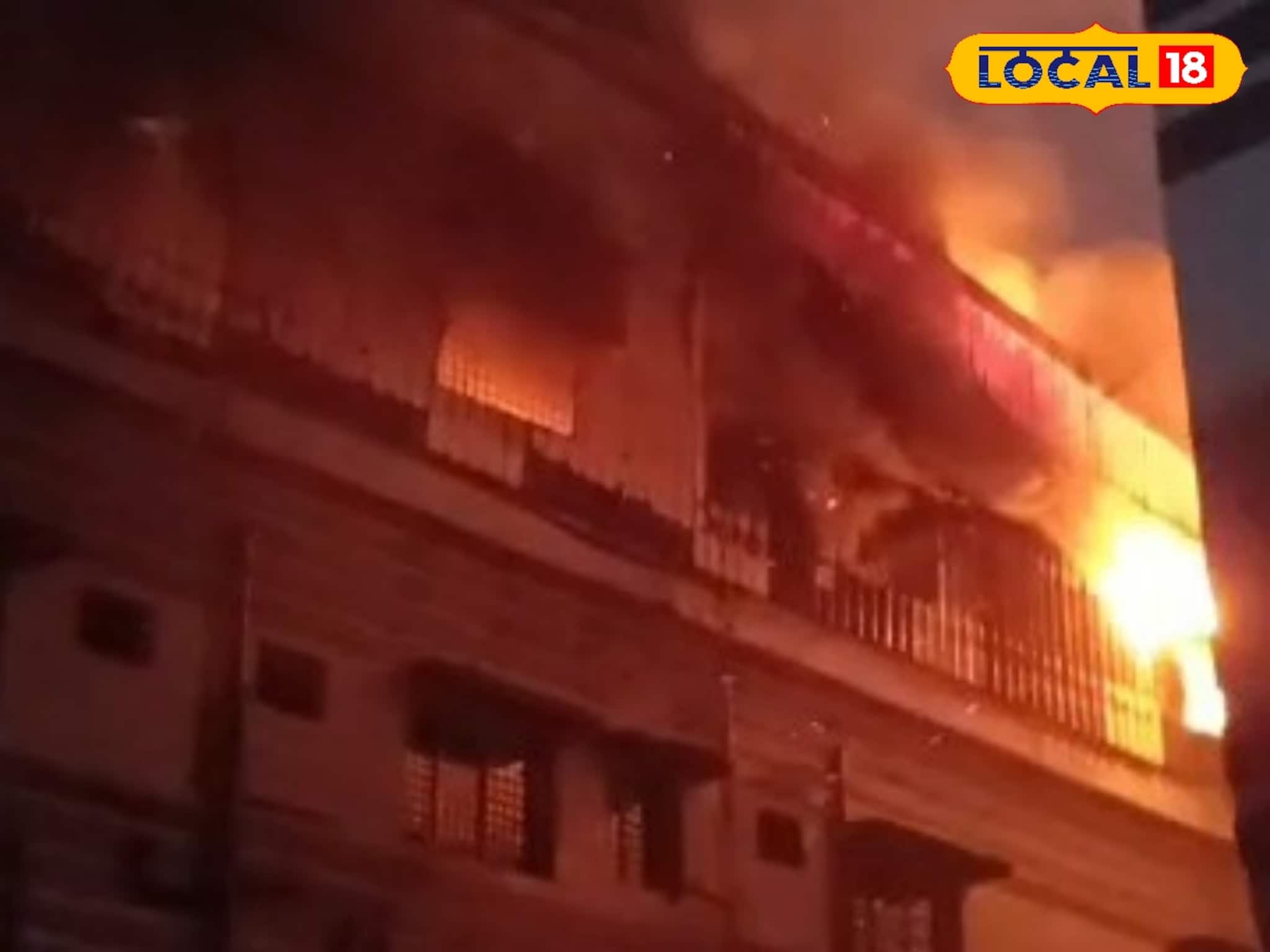 হাওড়ায় ছাতা কারখানায় ভয়াবহ আগুন, দমকলবাহিনীর ৮ ইঞ্জিনের চেষ্টায় কয়েক ঘণ্টায় মিলল নিয়ন্ত্রণ